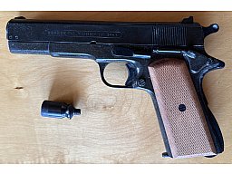 Schreckschuss Pistole Umarex Mod. Napoleon im Kaliber 8mm Knall, ist in Ordnung