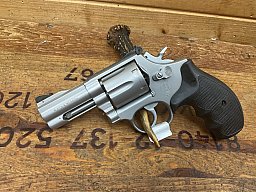 Revolver Smith&Wesson Mod.686-3, Kal..357Mag. Security Spezial!!!