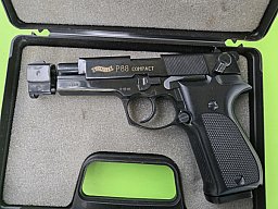Walther P 88 DEFEKT! Ca. 9mm PAK