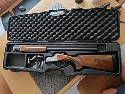 Akkar Churchill 206 Hunting