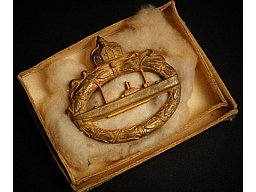 U-Boot Kriegsabzeichen 1916, Kaiserliche Marine, Walter Schot fec., Mit Etui, Buntmetall