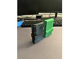AR-15 Schraubstockblock für Magazinschacht