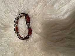 Altes Bernsteinarmband