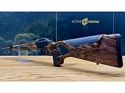 Blaser R8 Success Leder / Holz HK 6 / Leder schwarz / Goldelemente / Standardkaliber u. LL nach Wahl