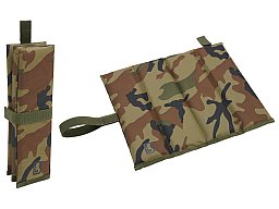 Sitzmatte - gefaltet - US Woodland - 31 cm x 9 cm x 6 cm