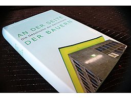 AN DER SEITE DER BAUERN - Die Geschichte der Rentenbank