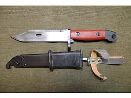 Bajonett AK47/74 Vietnam mit roten Griffschalen