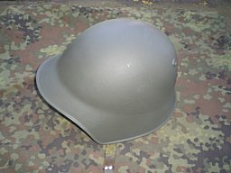 schweizerischer Stahlhelm M18 1 .Weltkrieg?