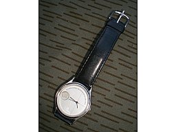 Neuwertige Sammler limitierte Armbanduhr Wiederaufbau der Frauenkirche Dresden
