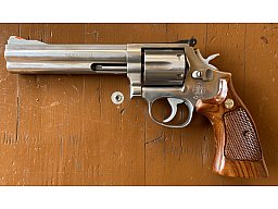 Smith & Wesson 686 6"-Lauf stainless poliert .357Mag .357 686-3