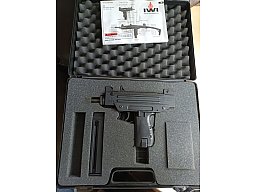UZI . 22 lr Pistole