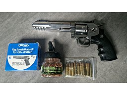 Smith & Wesson 327 TRR8 CO2-Revolver (4,5mm BB) Silber – Komplettset mit Ladehülsen & Zubehör