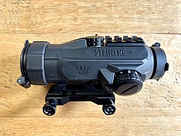 Steiner T432 / .223Rem robustes Prismen-Zielfernrohr 4fach vergr. (Leuchtpunktzielgerät)