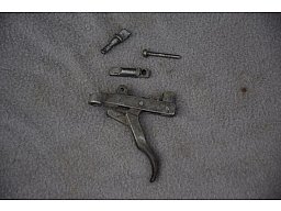 Abzug und Ersatzteile unbekanntes Gewehr