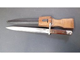 Altes Ungarisches Seitengewehr FGGY Stahlscheide und Trageschuh