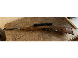 Krico Repetierbüchse im Kaliber .243 Win mit Zeiss Diavari Z 1,5-6x42 Ziel
