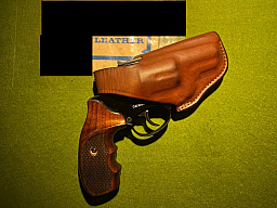 BIANCHI #5BH SCHÖNES GÜRTELHOLSTER KLEINE REVOLVER COLT DETECTIVE SPECIAL S&W J FRAME 2,0" & CO.