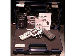 Smith & Wesson White-Diamond CUSTOM COMBAT -SILVER- S&W 686 4"Zoll 357 Magnum