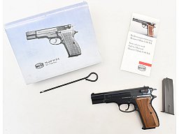Neuwertige MAUSER Pistole Modell 90 DA im Kal. 9mm Luger in der OVP mit Reservemagazin