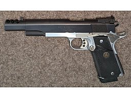 Pistole Springfield 1911-A1 Kal. .45ACP aus dem Custom Center