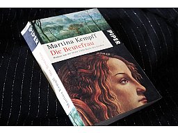 Die Beutefrau - Roman um die letzte Liebe Karls des Großen M. Kempff
