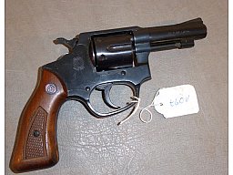 Rossi- Revolver 7,5 cm Lauflänge. Kal. 32 S & W.