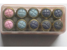 ** Verschiedene Gaspatronen -- unterschiedliche Reizstoffe -- 8 mm **