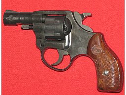 RÖHM Schreckschuss- Revolver, eine RÖHM RG 76 mit der PTB 140 / 2 in 6mm FLOB. PLATZ