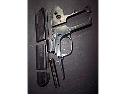 Konvolut Teile Pistole CZ 50/70 demilitarisiert (MP40 Beretta MG34 42 K98 P08 PPK Mauser Walther)