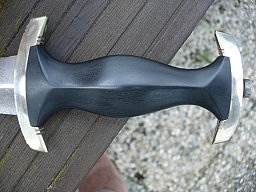 SS Dolchgriff mit Neusilberparierstangen