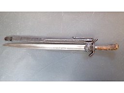 Alter sehr Interessanter Hirschfänger mit Scheide und Allzweck Pfriem