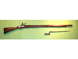 Militär-Steinschlossmuskete (England) mit org. Bajonett