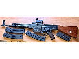 GSG StG44 Echtholz .22lr - Selbstladebüchse