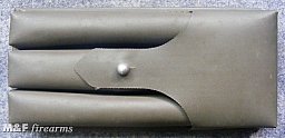 Deutsche BW-Magazintasche für UZI (MP 2), später Typ, für 3 Magazine à 32 Schuss 9x19 Para