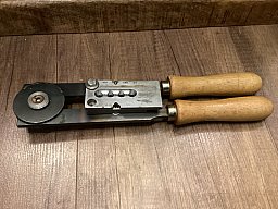 4 - fach GIEßZANGE / Kokille Dia.358 - 180gr RN GC von Klaus Wich mit Griffen