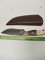Damastmesser mit Lederscheide