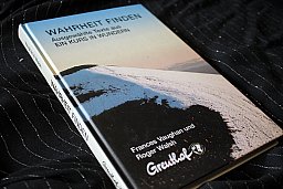 WARHEIT FINDEN - Frances Vaugham