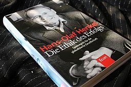 Die Ethik des Erfolgs - Spielregeln für die globalisierte Gesellschaft Hans-Olaf Henkel