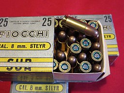 Munition 8mm Steyr Fiocchi 100 Patronen
