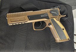 Phoenix Drake Production Q Dunkelbraun 9mm Luger