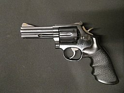 Top, Revolver Smith & Wesson , Mod. 586 frühe Fertigung Kal. .357 Magn.