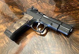 CZ 75 in 9x19mm / 9mm Luger/ 9mm Para