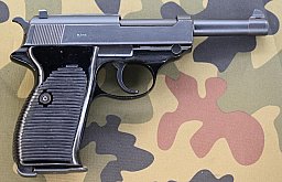 Pistole P 38 Dienstwaffe Militärpistole Carl Walther P38 Kal. 9 mm Luger Bj. 1969, sehr schön!