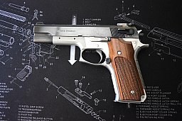 Smith & Wesson M745 Kaliber 45 Auto
