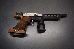 Feinwerkbau C55 CO2 Match Luftpistole 5-Schüssig