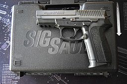 SIG Sauer P 2022