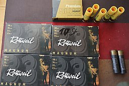 Konvolut von 42 Jagdschrotpatronen Cal. 20/76 plus 5 SLUG Cal.20/76