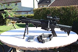 Luftgewehr Crosman R1 Full Auto black