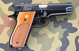 Pistole Sportwaffe Sammlerstück Smith & Wesson Mod. 39-2 Kal. 9 mm Luger, Bj. 1976, 100 % wie neu!