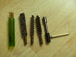 Vorderlader,Bürsten und Pistonschlüssel , cal . 45